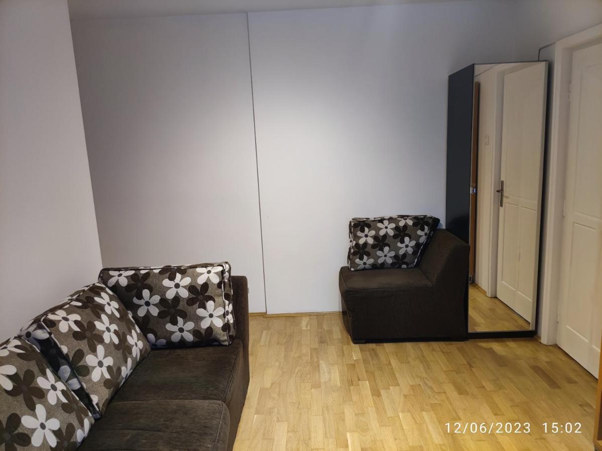 Fabian Central Apartment 부쿠레슈티 외부 사진